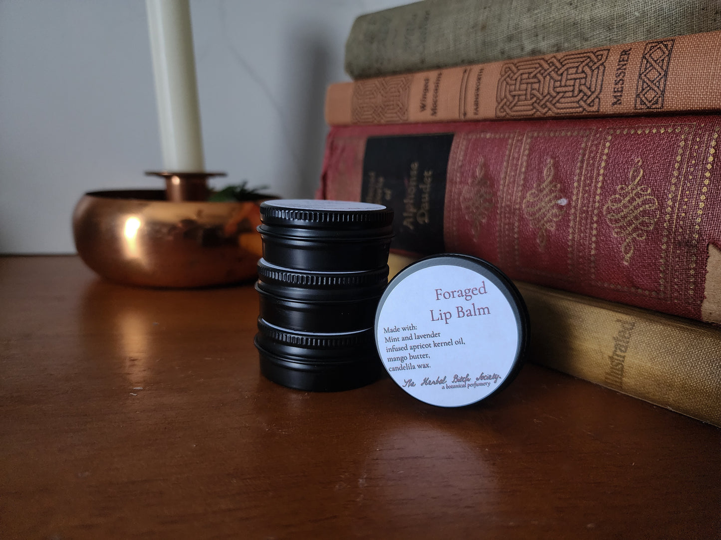 Vegan lip balm